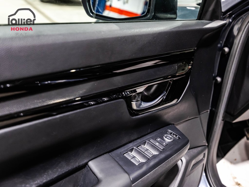 Honda CR-V Sport 2023 à , Québec - 11 - w1024h768px