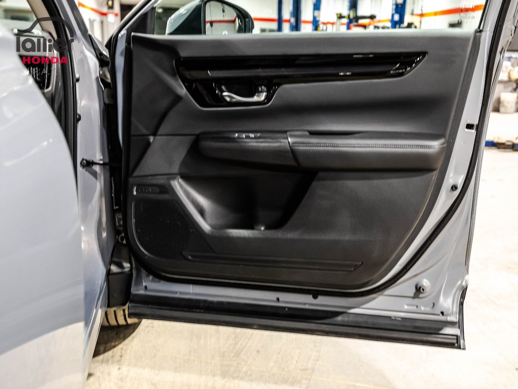 Honda CR-V Sport 2023 à Montréal, Québec - 17 - w1024h768px