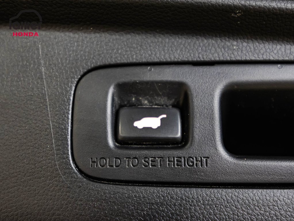 Honda CR-V Sport 2023 à Montréal, Québec - 15 - w1024h768px