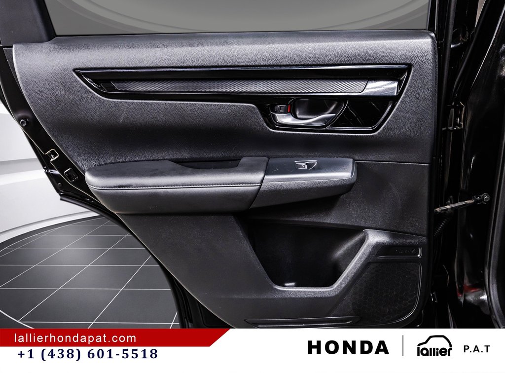 2023 Honda CR-V Sport in Montréal, Quebec - 12 - w1024h768px