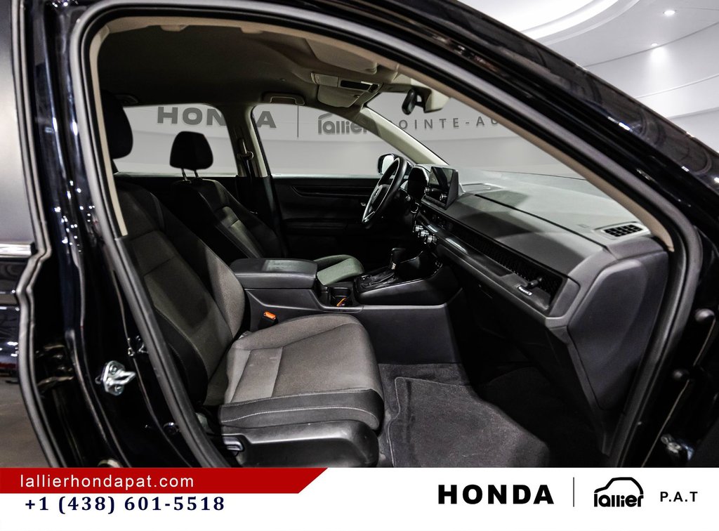 2023 Honda CR-V Lx in Montreal, Quebec - 17 - w1024h768px