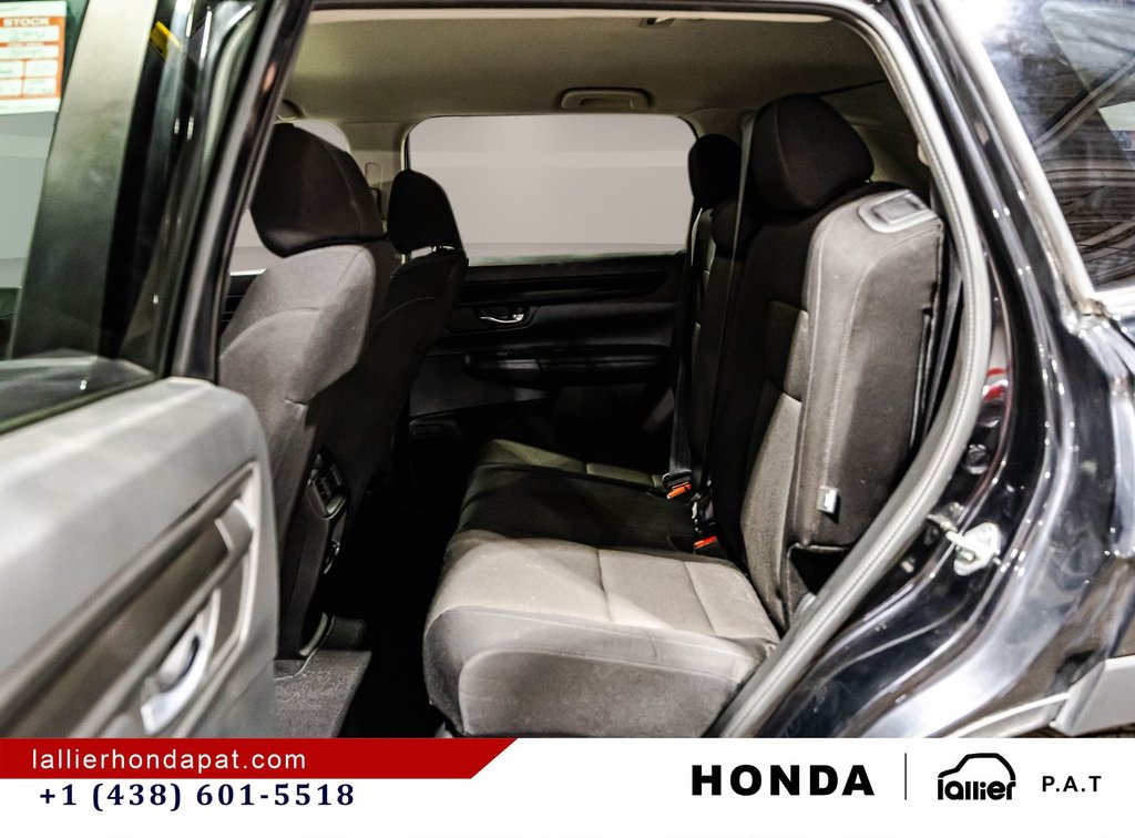 Honda CR-V LX 2023 à Montréal, Québec - 13 - w1024h768px