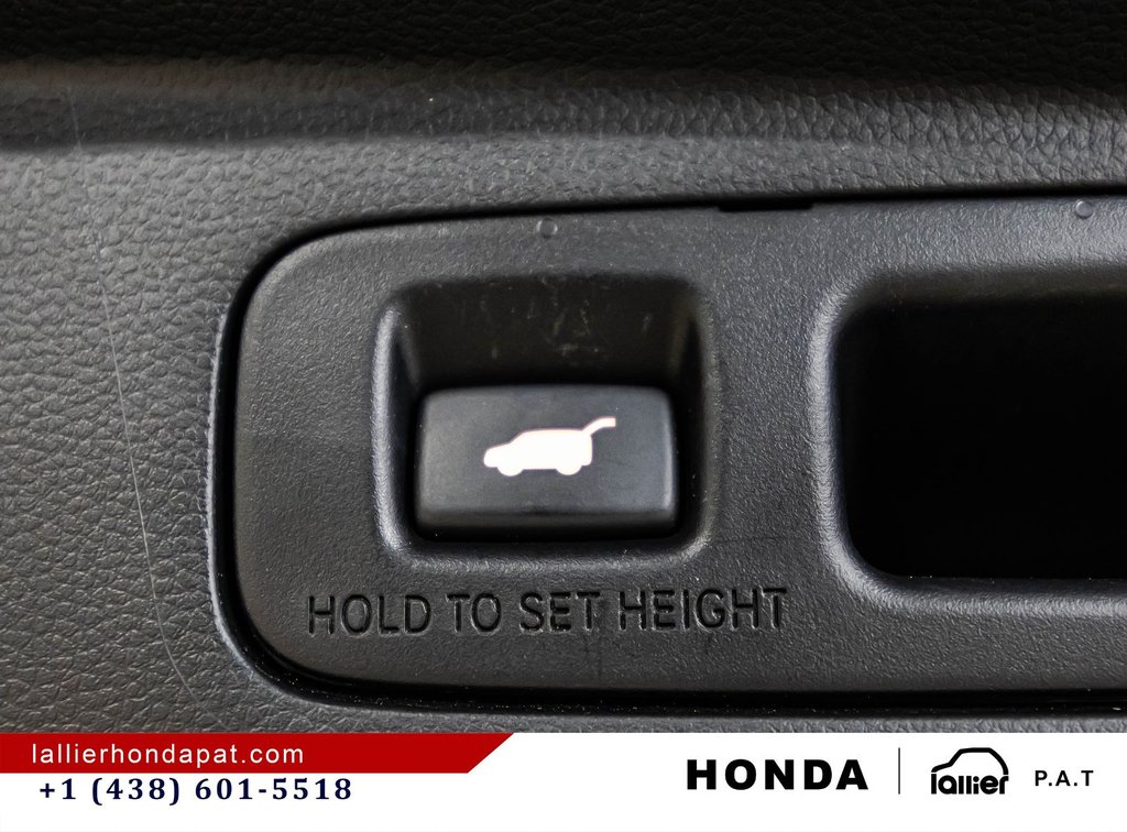 Honda CR-V Sport 2023 à Montréal, Québec - 15 - w1024h768px