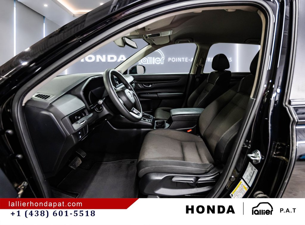 Honda CR-V LX 2023 à Montréal, Québec - 18 - w1024h768px