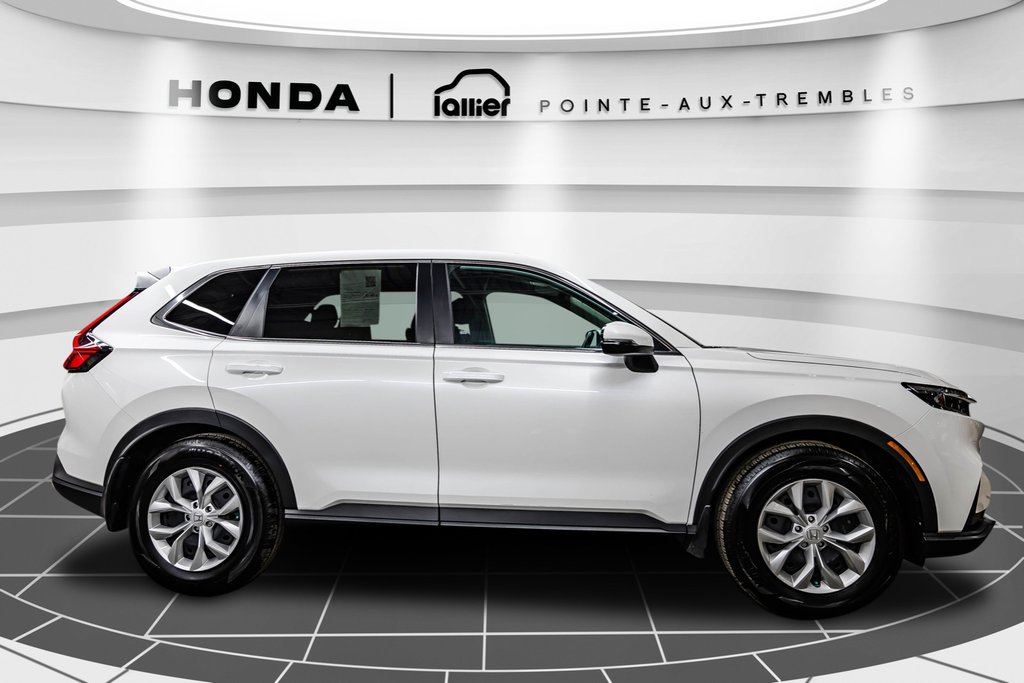 Honda CR-V LX-B 2024 à Montréal, Québec - 8 - w1024h768px