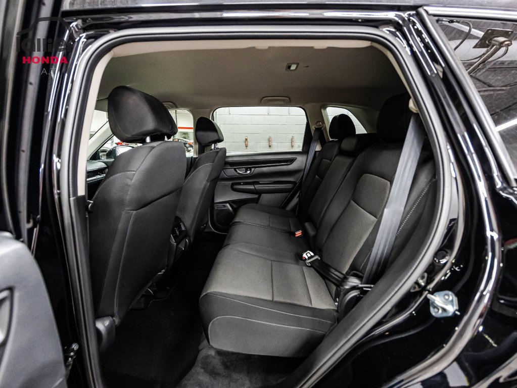 2025 Honda CR-V LX in Montreal, Quebec - 13 - w1024h768px