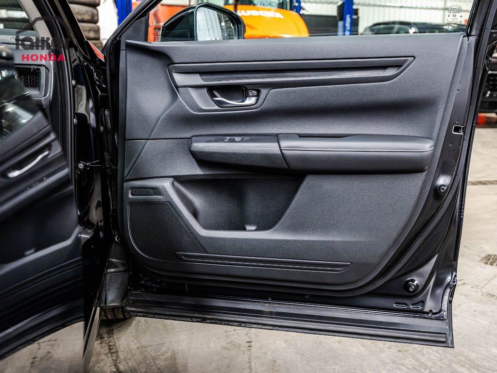 2025 Honda CR-V LX in Montreal, Quebec - 16 - w1024h768px