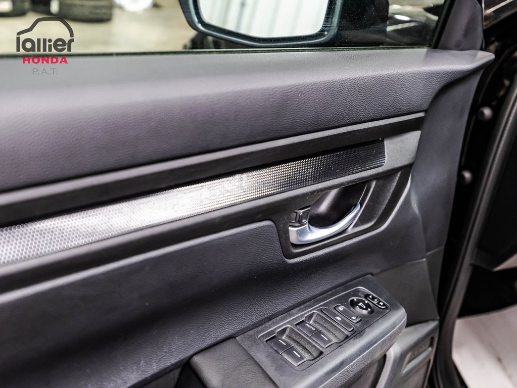 2025 Honda CR-V LX in Montreal, Quebec - 11 - w1024h768px