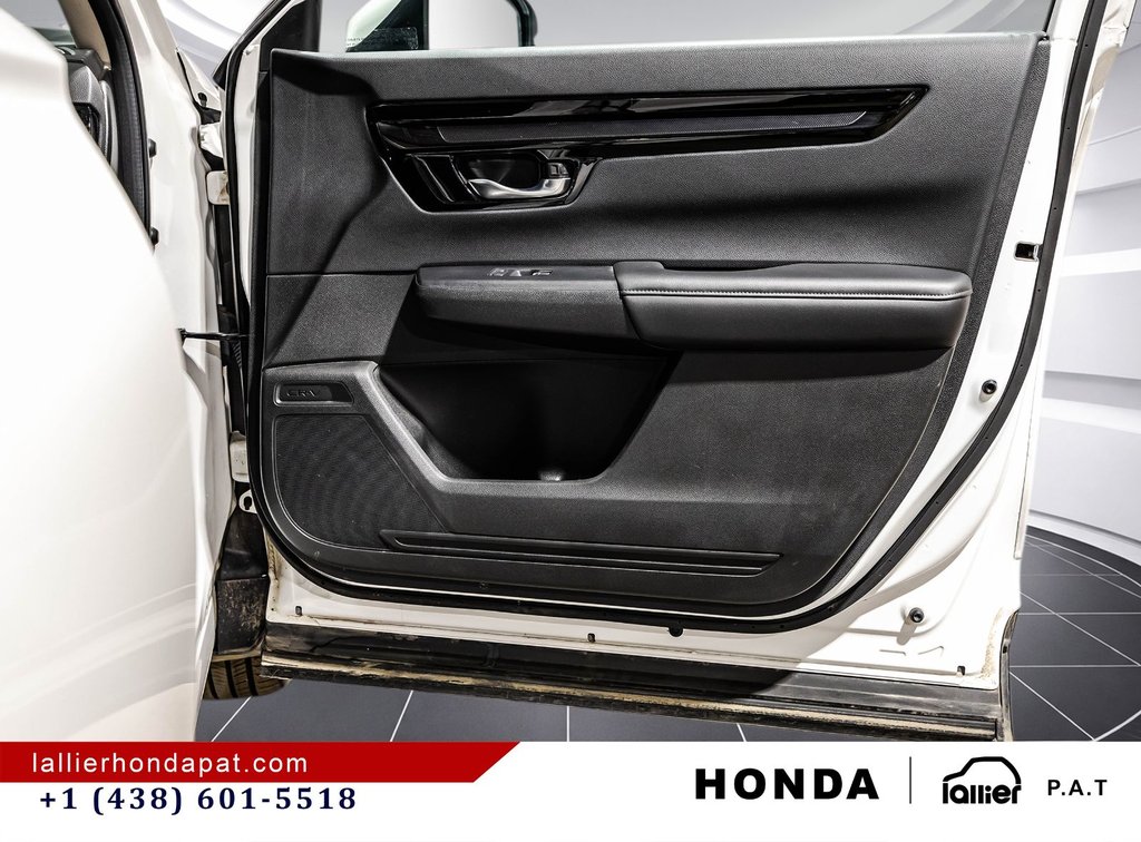 2025 Honda CR-V Sport in Montreal, Quebec - 17 - w1024h768px