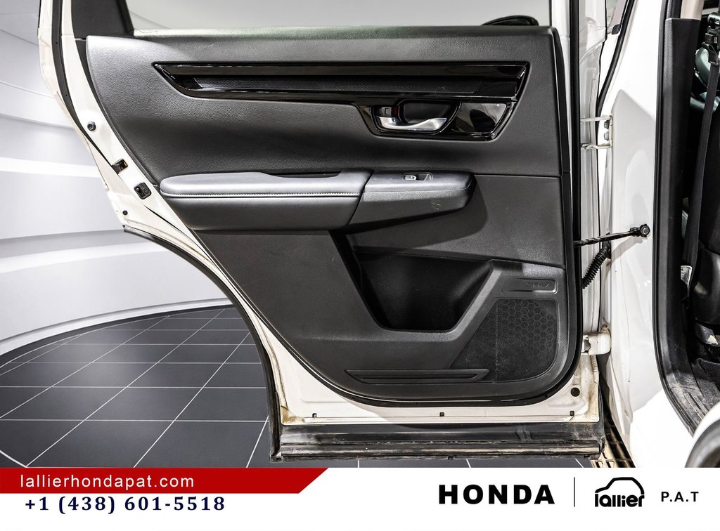 2025 Honda CR-V Sport in Montreal, Quebec - 12 - w1024h768px