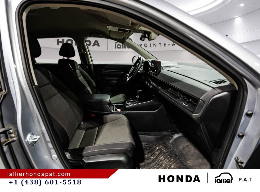 2025 Honda CR-V LX in Montreal, Quebec - 17 - w1024h768px