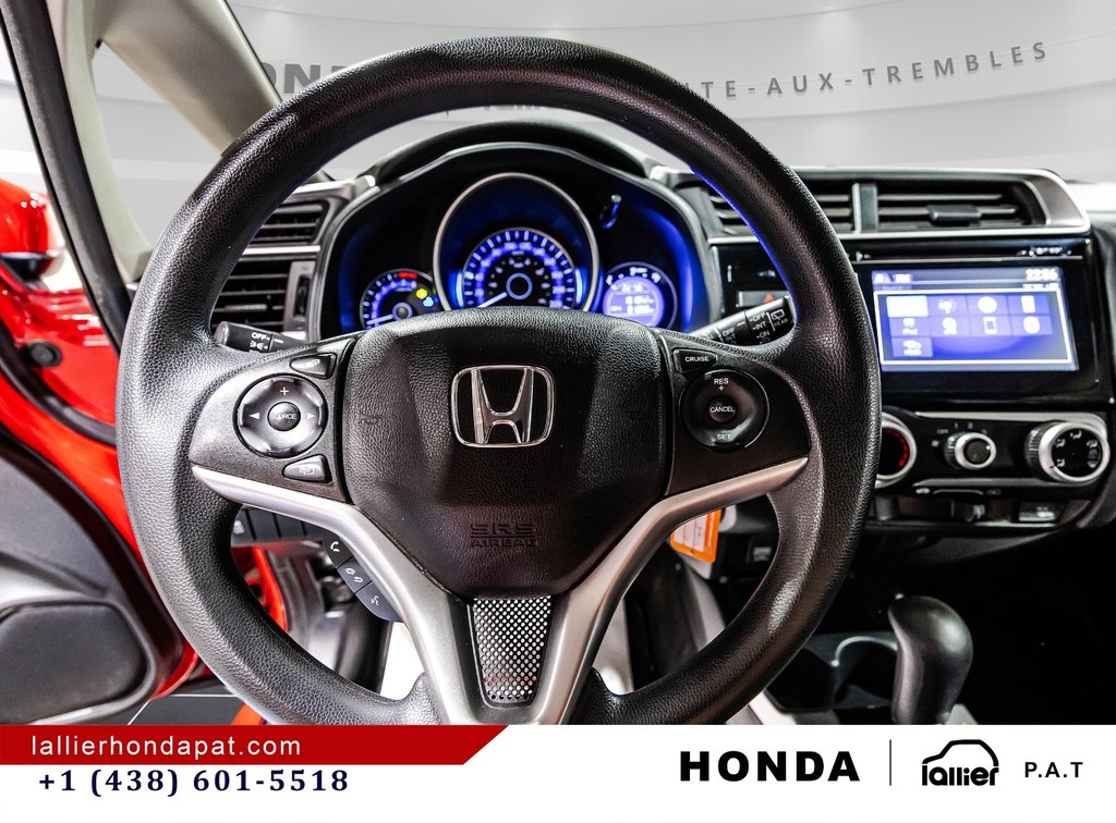 2015 Honda Fit LX in Montreal, Quebec - 21 - w1024h768px