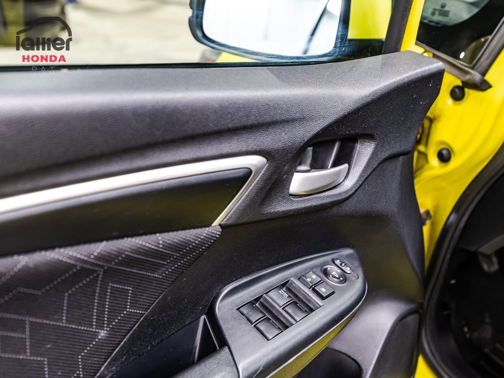 2016 Honda Fit EX 93 000 KM MANUELLE in , Quebec - 11 - w1024h768px
