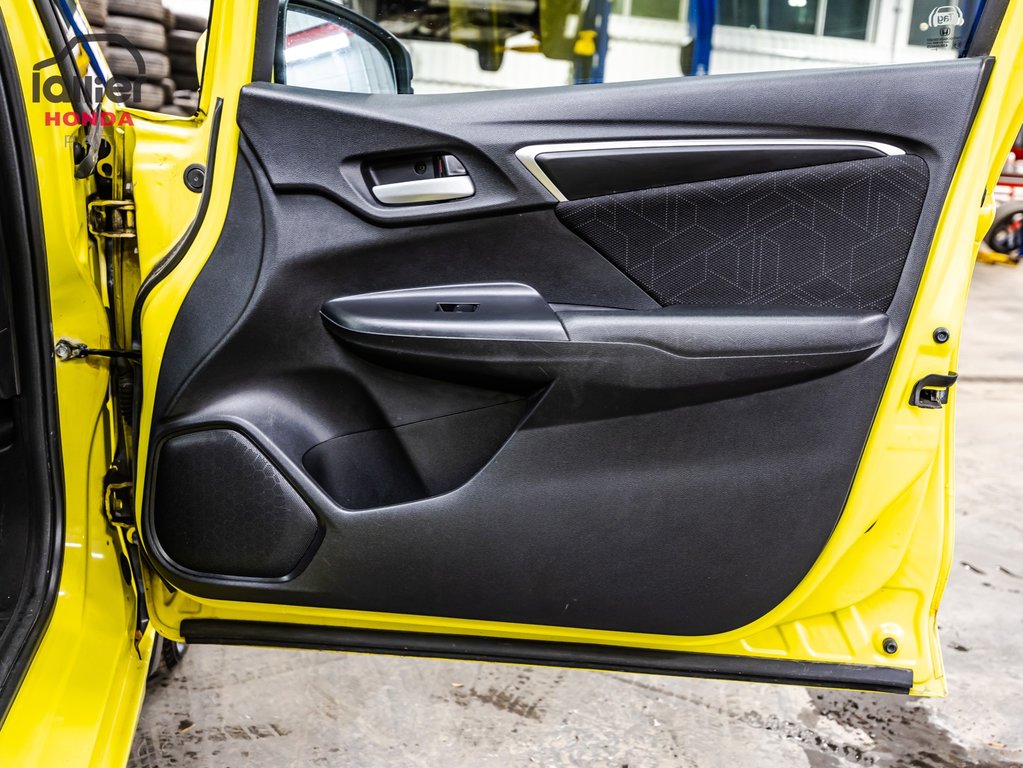 2016 Honda Fit EX 93 000 KM MANUELLE in , Quebec - 16 - w1024h768px