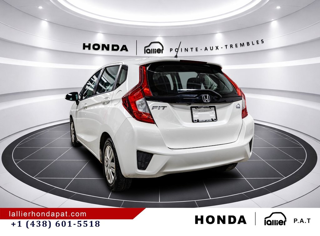 2016 Honda Fit LX in Montreal, Quebec - 5 - w1024h768px