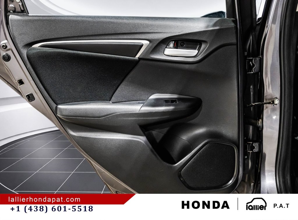 Honda Fit LX 2017 à Montréal, Québec - 12 - w1024h768px