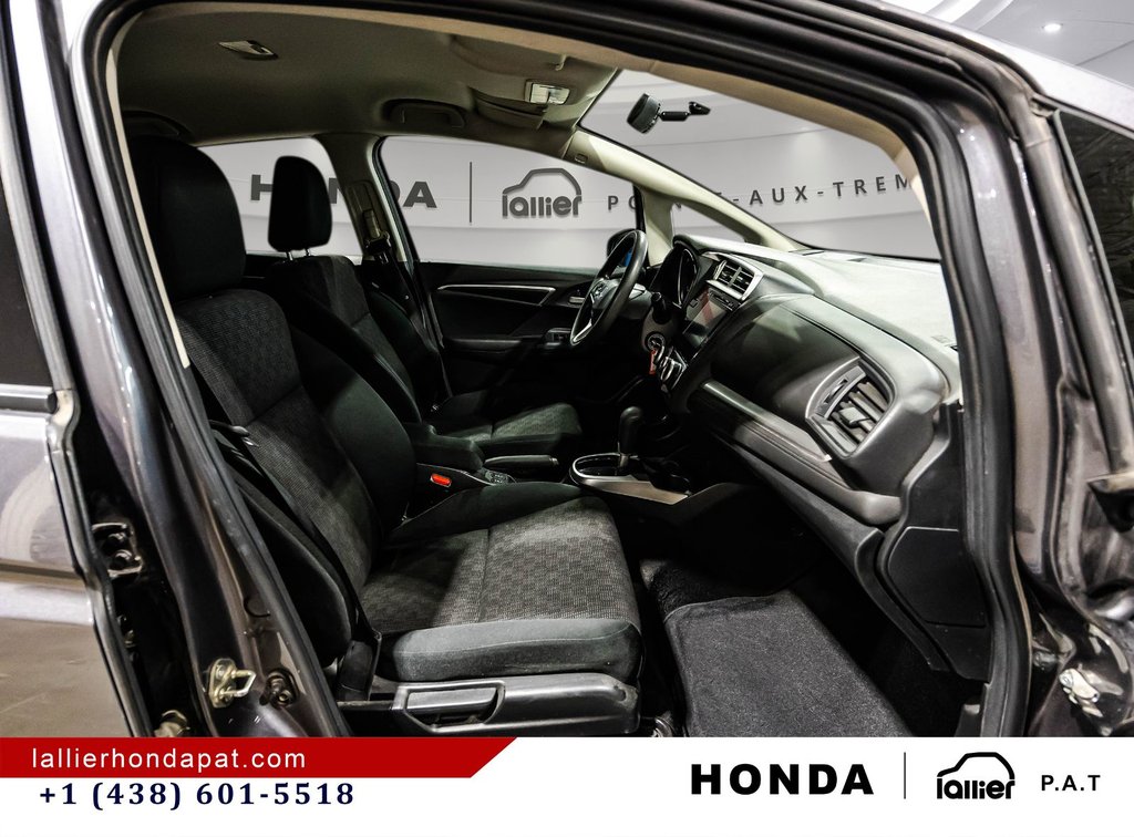 Honda Fit LX 2017 à Montréal, Québec - 17 - w1024h768px