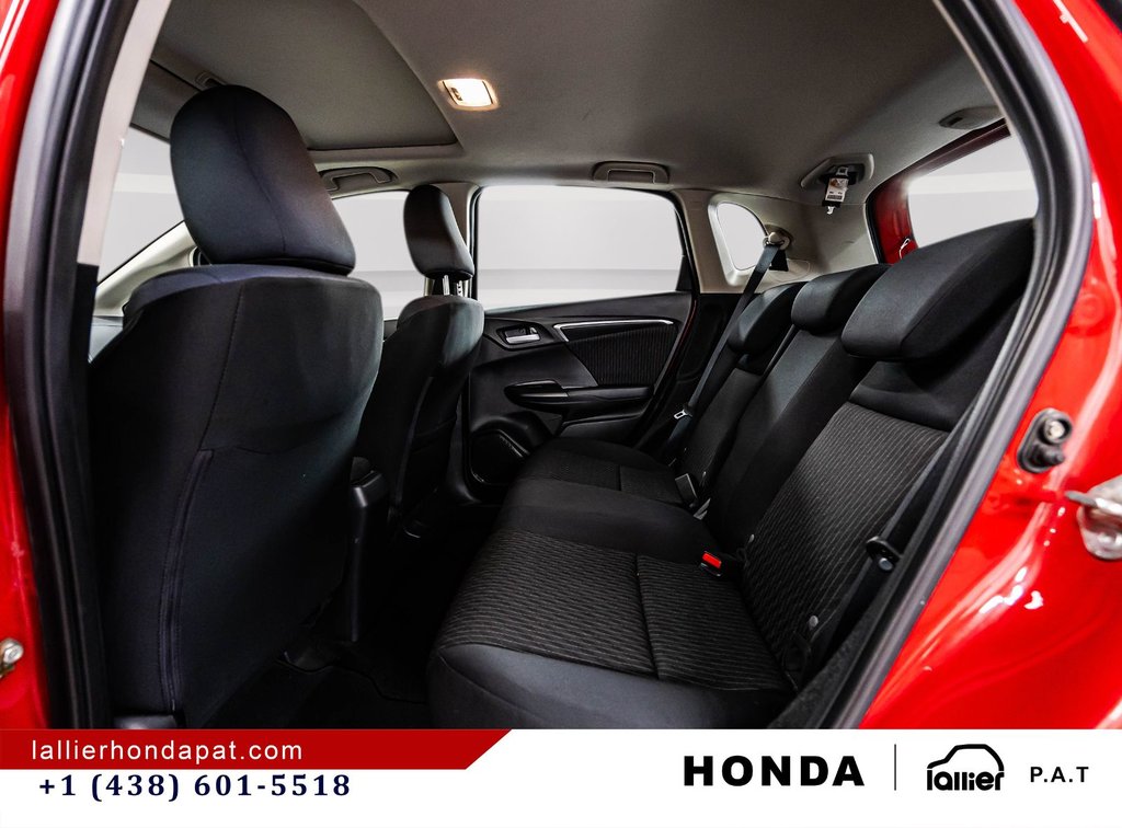 2018 Honda Fit EX in Montreal, Quebec - 14 - w1024h768px
