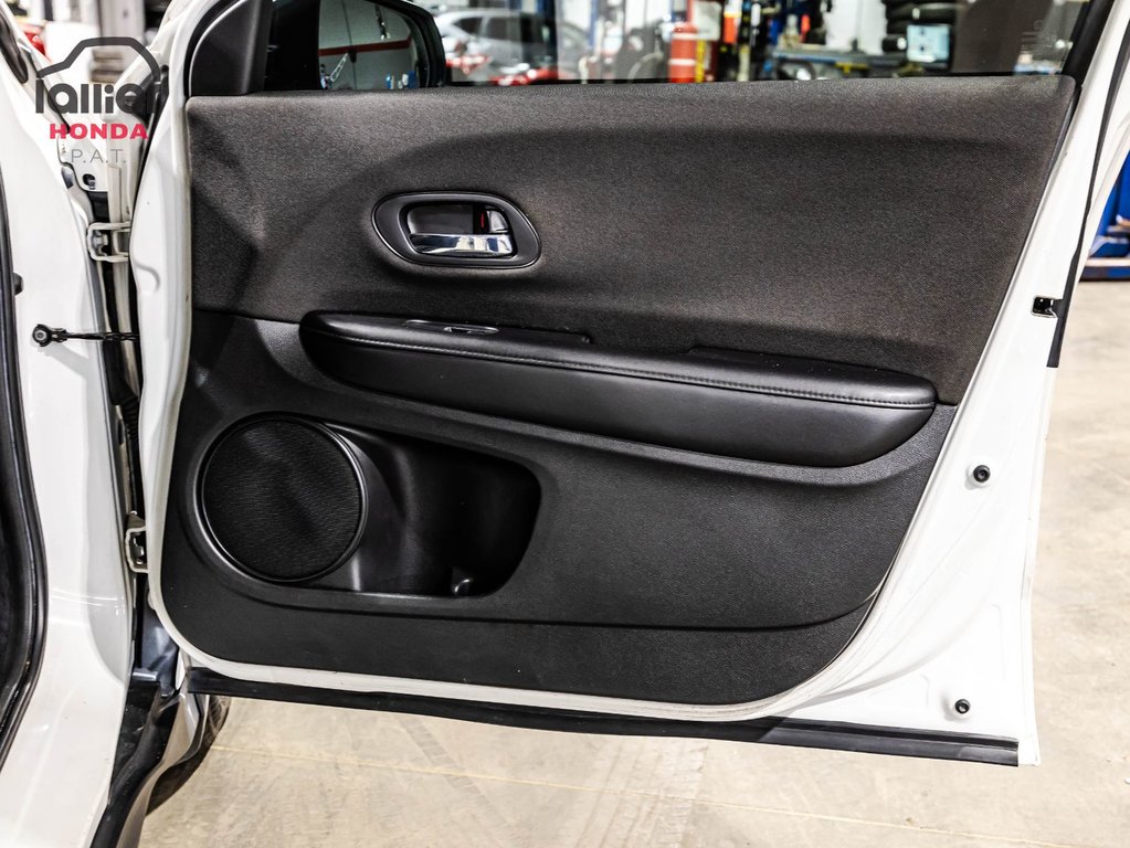 Honda HR-V LX AWD 2019 à Montréal, Québec - 16 - w1024h768px