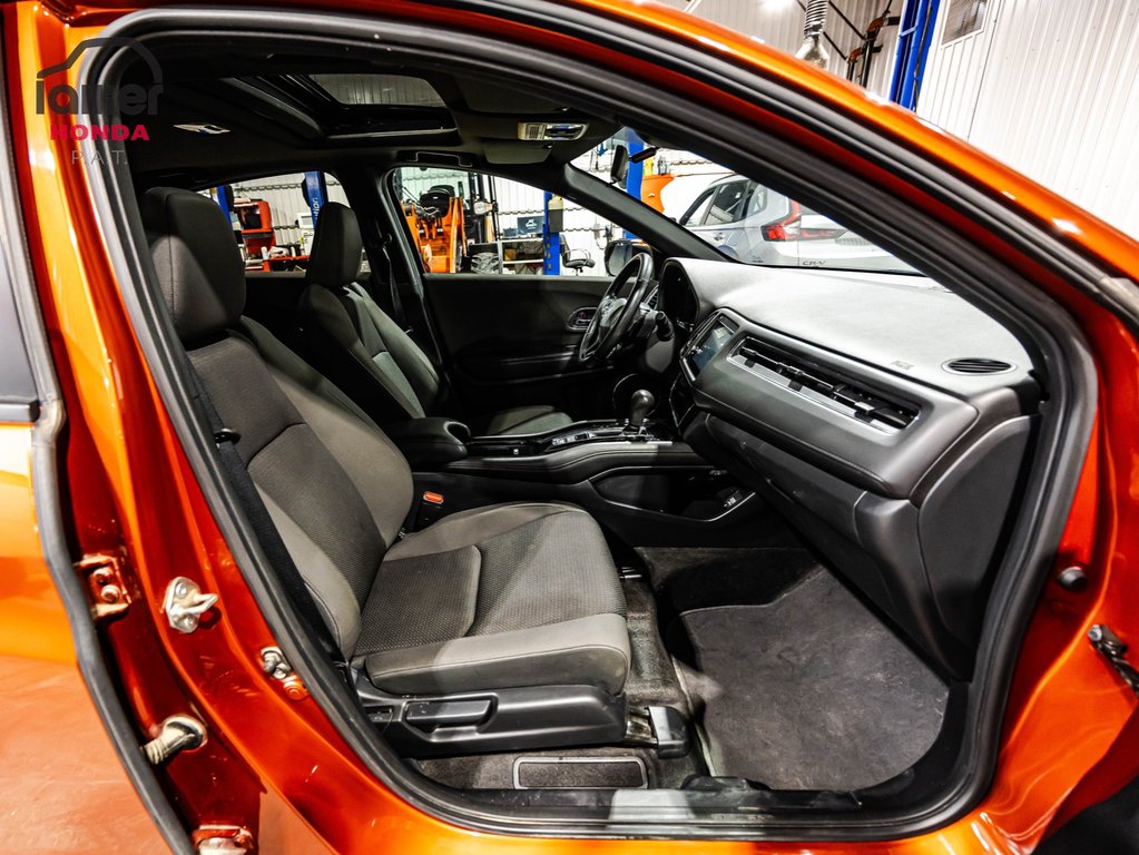 Honda HR-V Sport 2019 à Montréal, Québec - 18 - w1024h768px