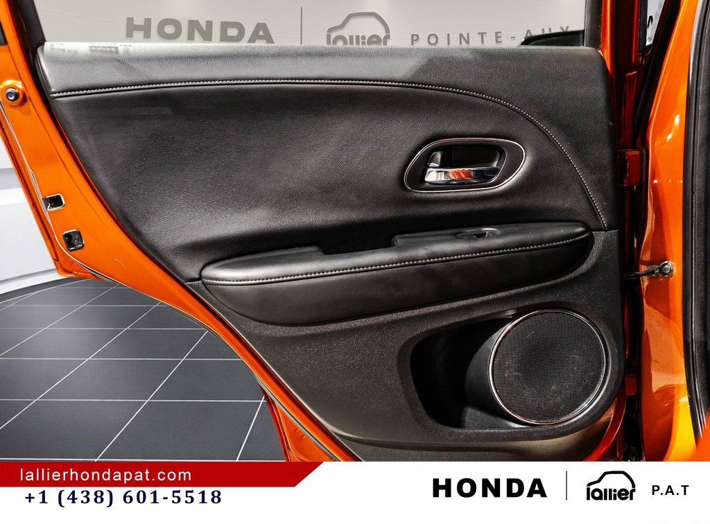2019 Honda HR-V Touring in Montreal, Quebec - 13 - w1024h768px