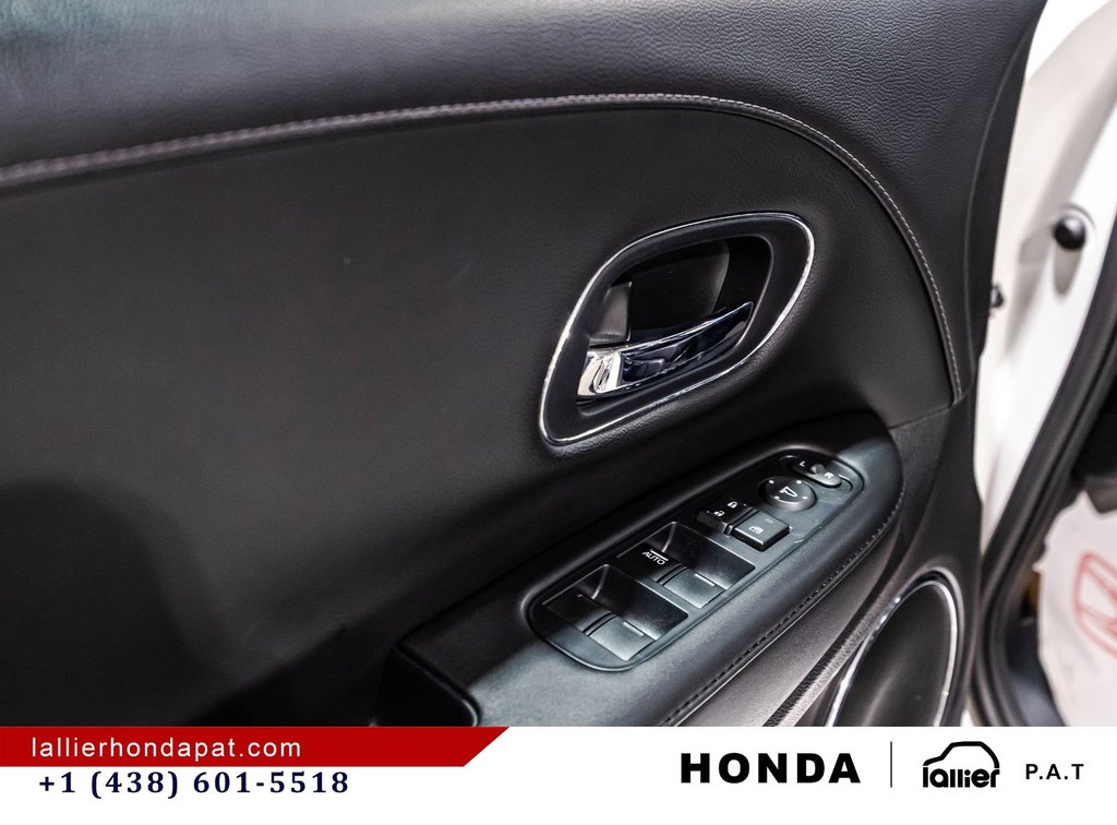 Honda HR-V Touring 2019 à Montréal, Québec - 12 - w1024h768px