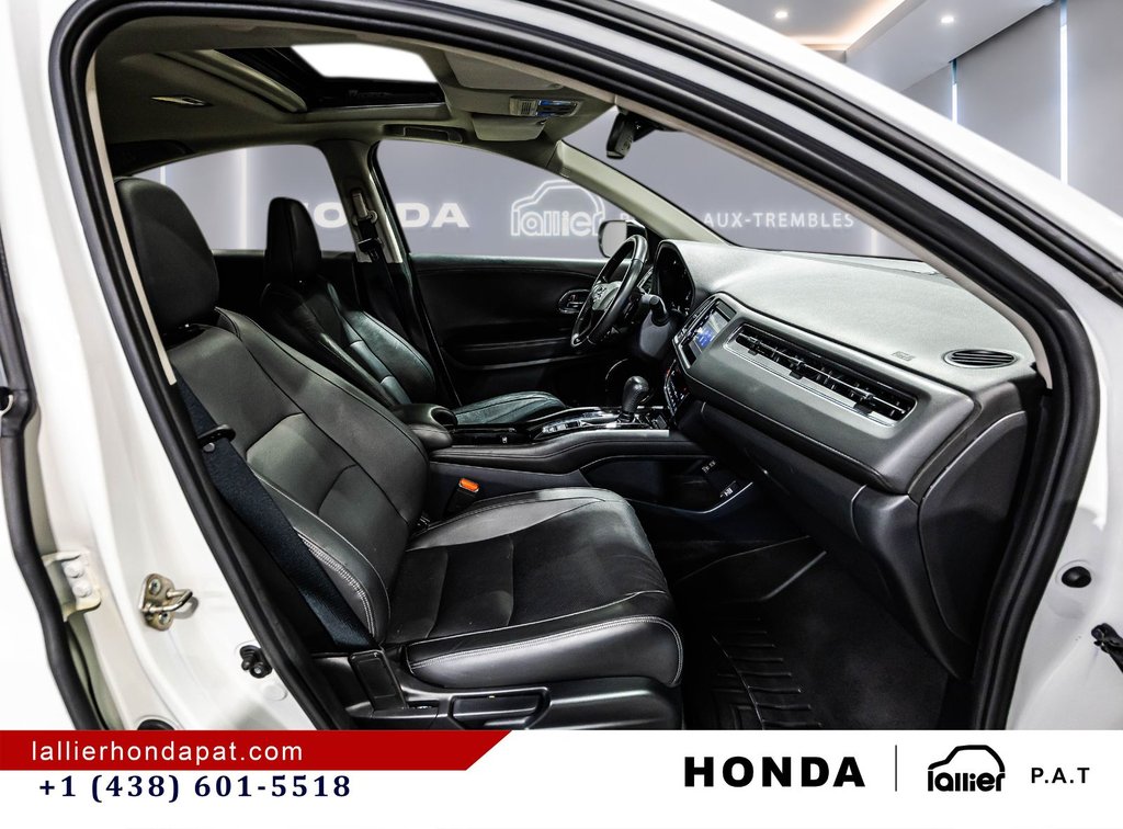 Honda HR-V Touring 2019 à Montréal, Québec - 18 - w1024h768px
