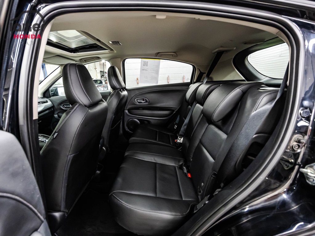 2020 Honda HR-V Touring in Montreal, Quebec - 14 - w1024h768px