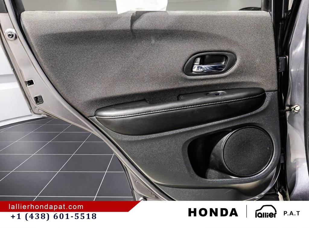 2020 Honda HR-V LX in Montreal, Quebec - 12 - w1024h768px