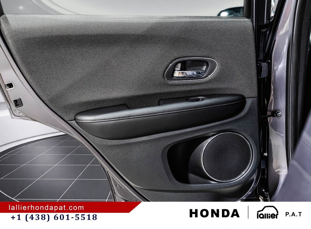 2020 Honda HR-V Sport in Montreal, Quebec - 13 - w1024h768px