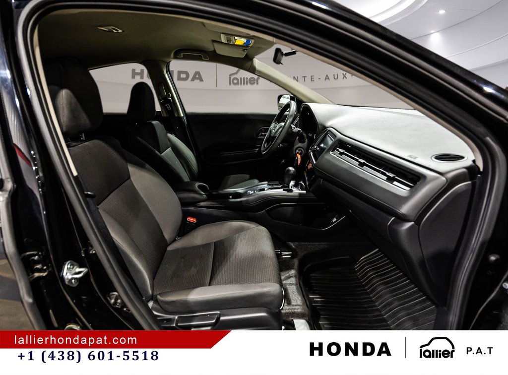 2022 Honda HR-V LX in Montréal, Quebec - 17 - w1024h768px