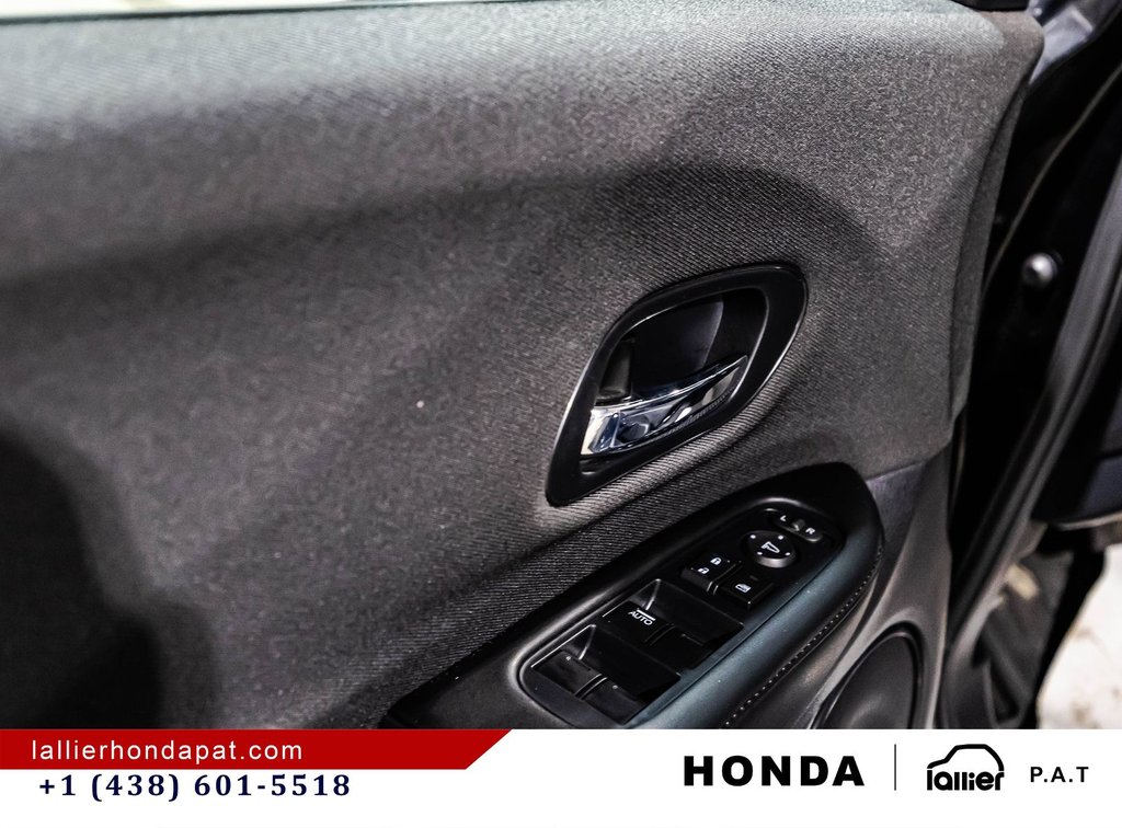 2022 Honda HR-V LX in Montréal, Quebec - 11 - w1024h768px
