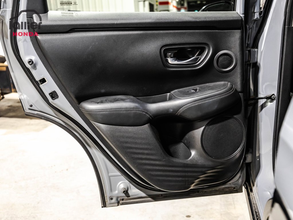 Honda HR-V EX-L Navi 2023 à Montréal, Québec - 12 - w1024h768px