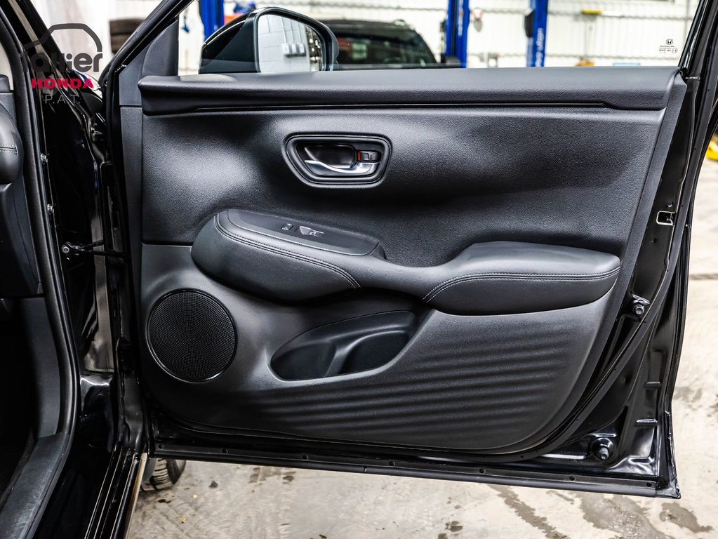 Honda HR-V EX-L Navi 2023 à Montréal, Québec - 16 - w1024h768px