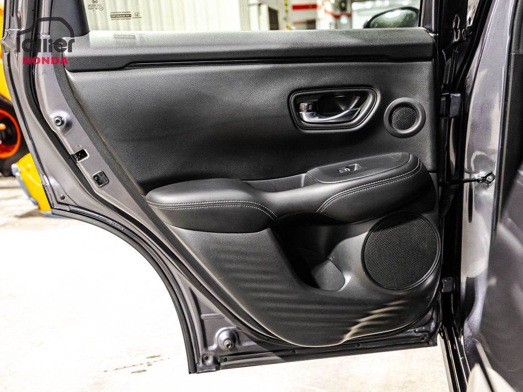 Honda HR-V EX-L Navi 2023 à , Québec - 12 - w1024h768px