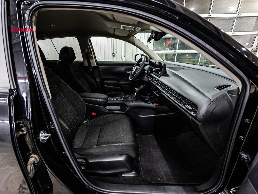 Honda HR-V LX-B 2024 à Montréal, Québec - 17 - w1024h768px