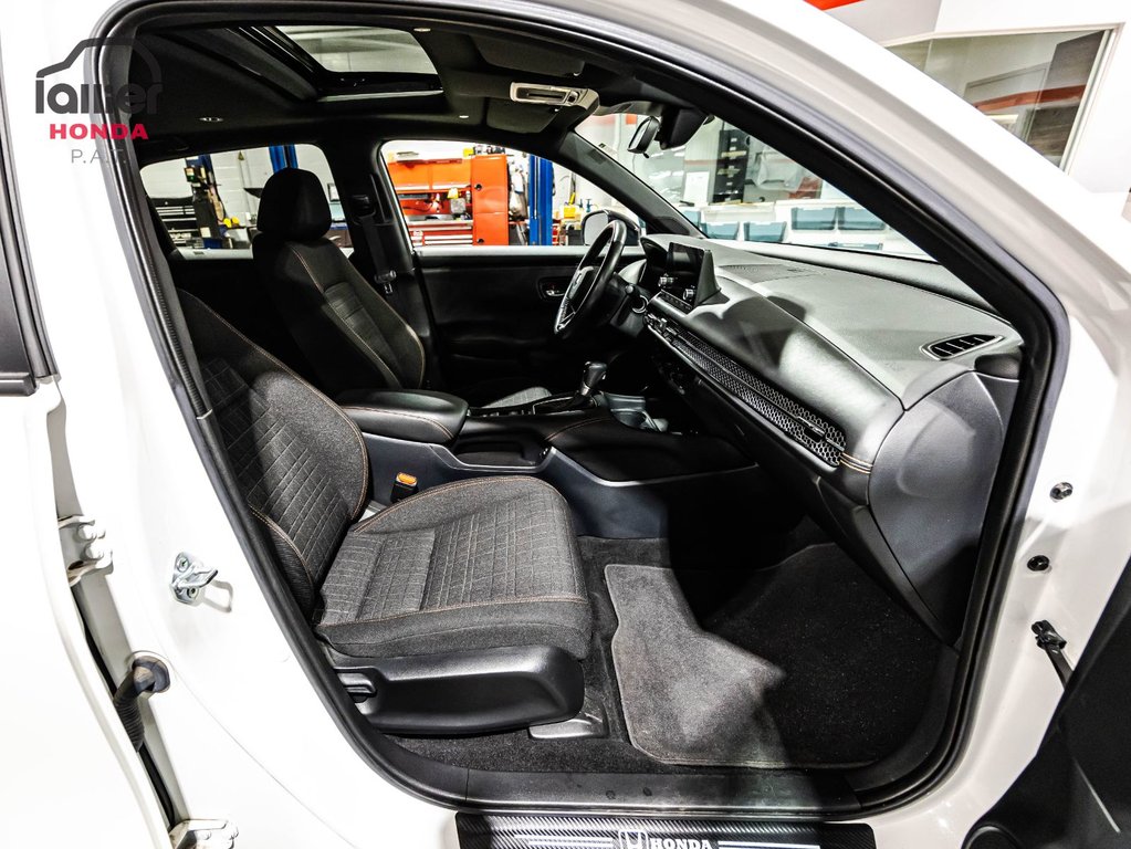 Honda HR-V Sport-B 2024 à , Québec - 17 - w1024h768px