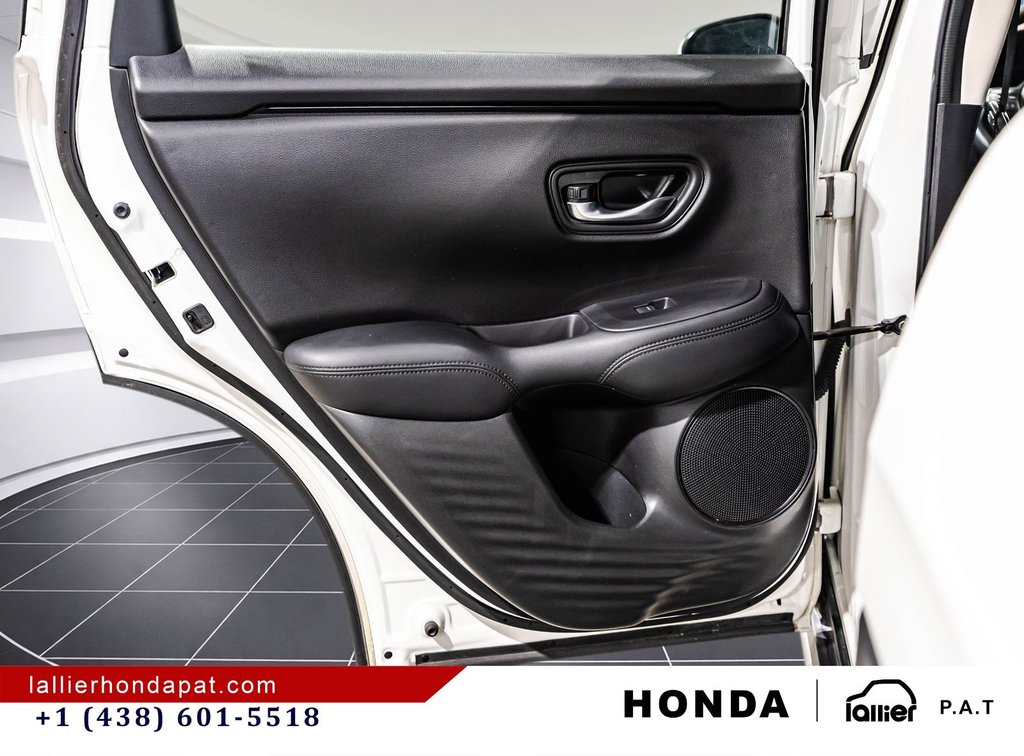 Honda HR-V LX-B 2024 à Montréal, Québec - 12 - w1024h768px