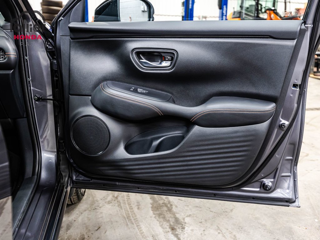 2025 Honda HR-V Sport 12 300 KM JAMAIS ACCIDENTÉ in Montreal, Quebec - 16 - w1024h768px