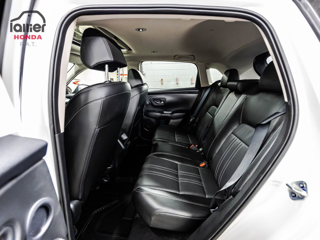 2025 Honda HR-V EX-L Navi 10 000 km COMME NEUF in , Quebec - 13 - w1024h768px