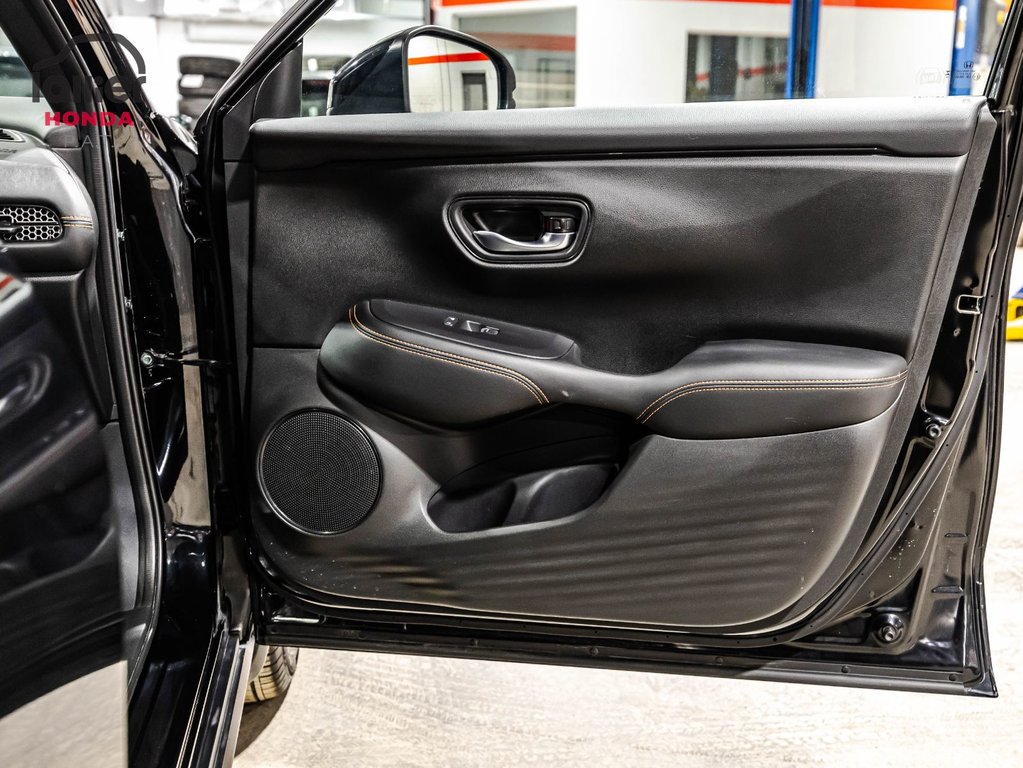 Honda HR-V Sport 2025 à Montréal, Québec - 16 - w1024h768px