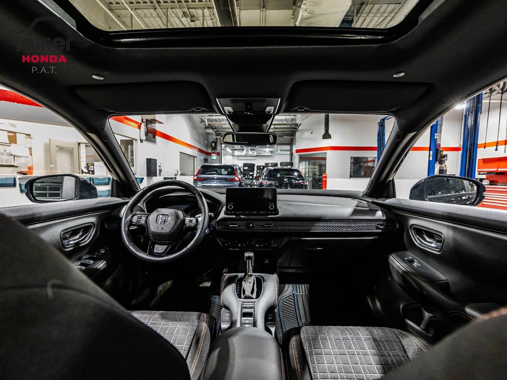 Honda HR-V Sport 2025 à Montréal, Québec - 14 - w1024h768px