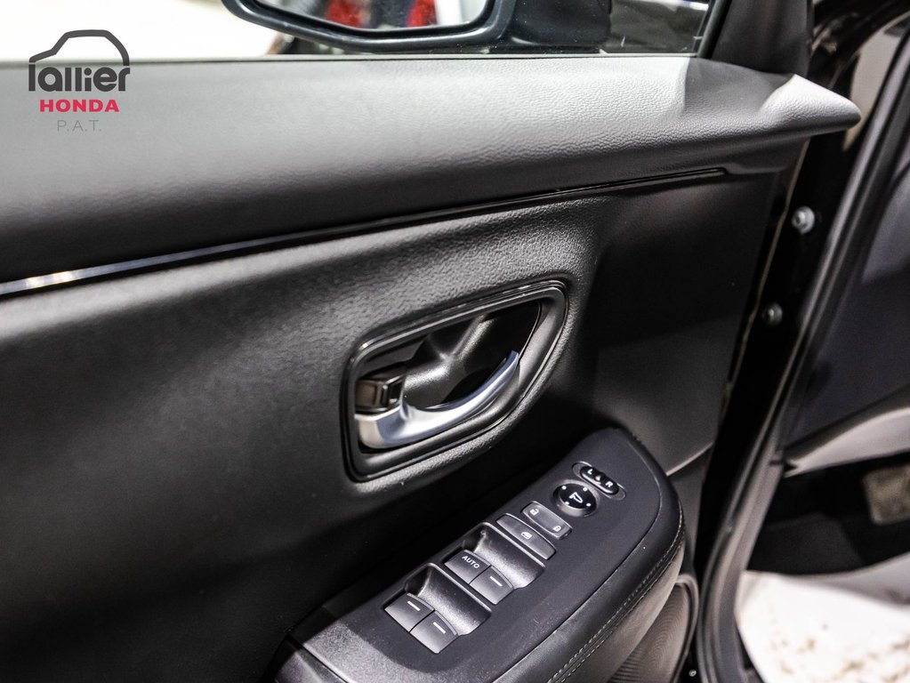Honda HR-V LX 2025 à Montréal, Québec - 11 - w1024h768px