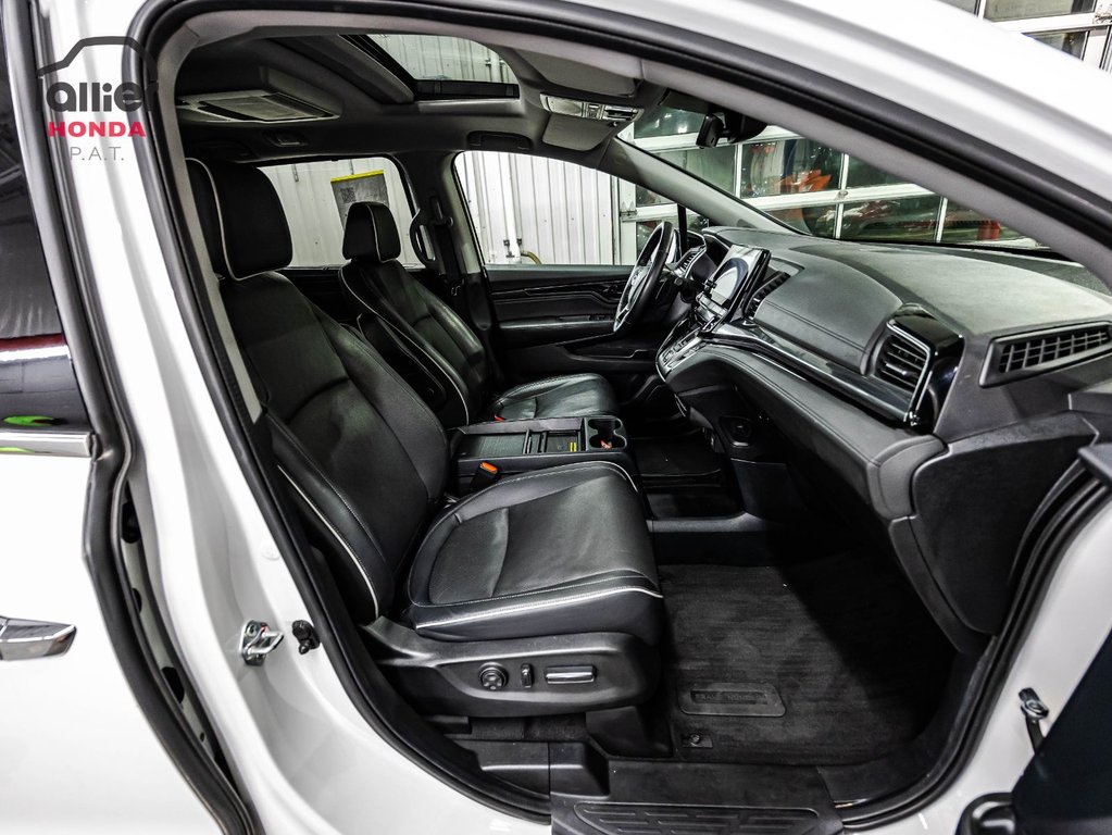 2024 Honda Odyssey Touring 36 000 km jamais accidenté 8 places in , Quebec - 20 - w1024h768px