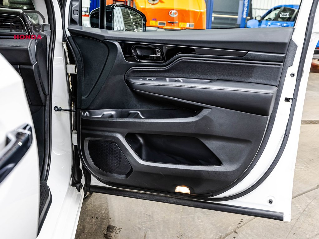 2024 Honda Odyssey Touring 36 000 km jamais accidenté 8 places in , Quebec - 19 - w1024h768px