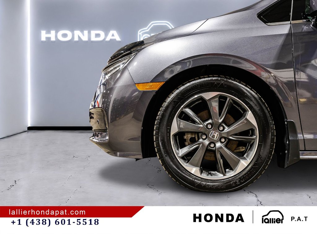 2024 Honda Odyssey Touring in Montréal, Quebec - 10 - w1024h768px