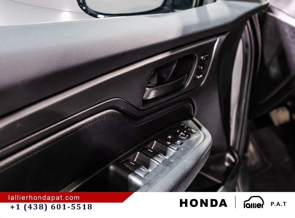 2025 Honda Odyssey Sport-L in Montreal, Quebec - 12 - w1024h768px