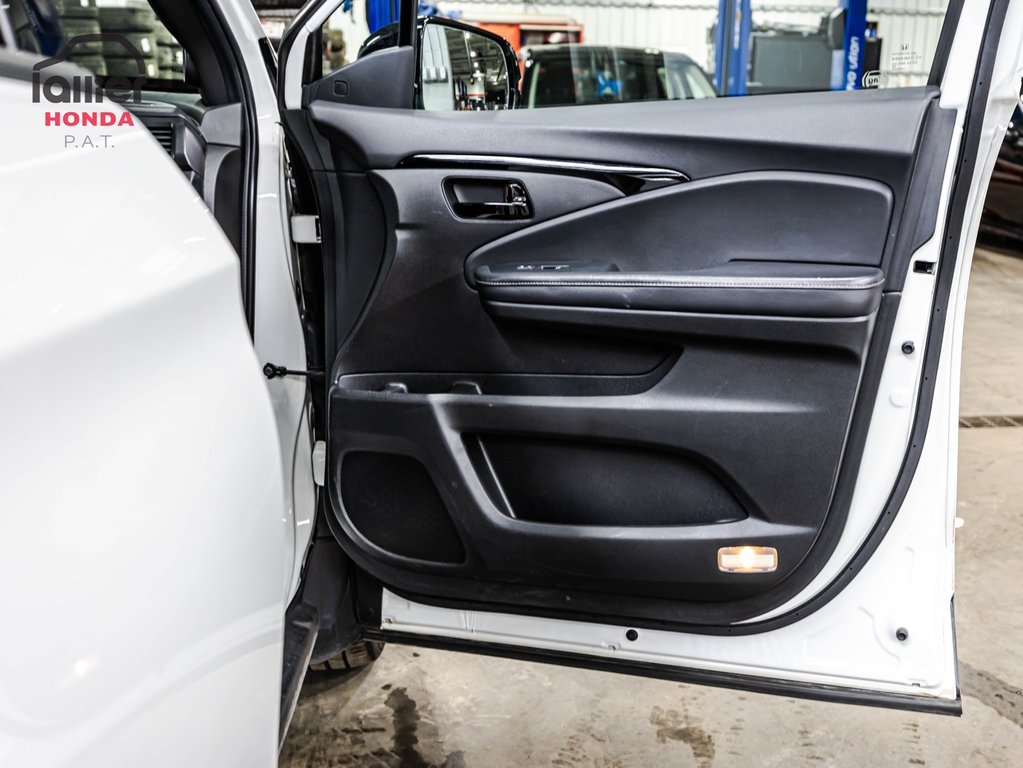 2022 Honda Passport Touring in , Quebec - 18 - w1024h768px
