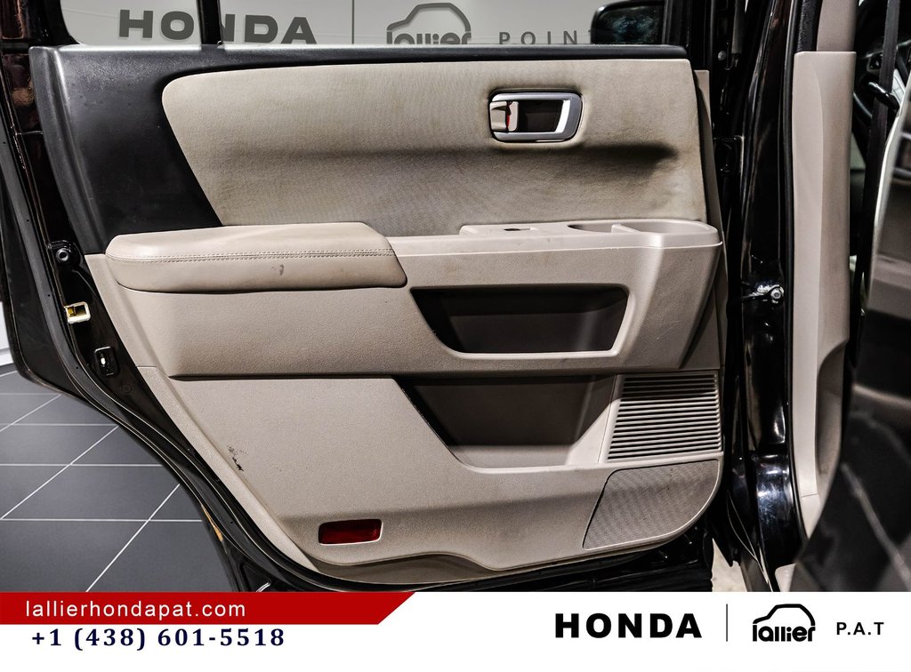 2014 Honda Pilot LX in Montreal, Quebec - 12 - w1024h768px