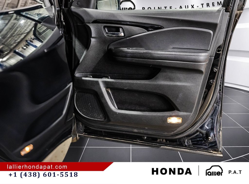Honda Pilot Touring 2017 à Montréal, Québec - 17 - w1024h768px